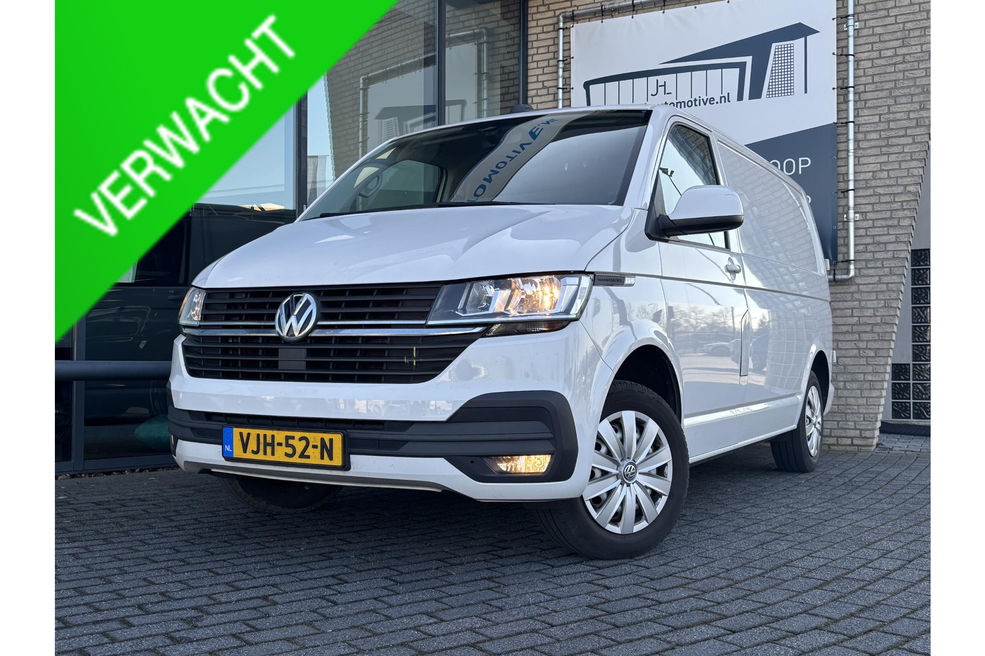 Volkswagen Transporter 2.0 TDI L1H1*AUTOM.*A.C*CRUISE*NAVI*HAAK*CARPLAY*